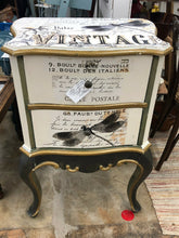 Load image into Gallery viewer, Georgia Vintage Decoupage Paper